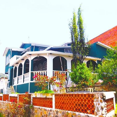 Totora B&B Copacabana  Buitenkant foto
